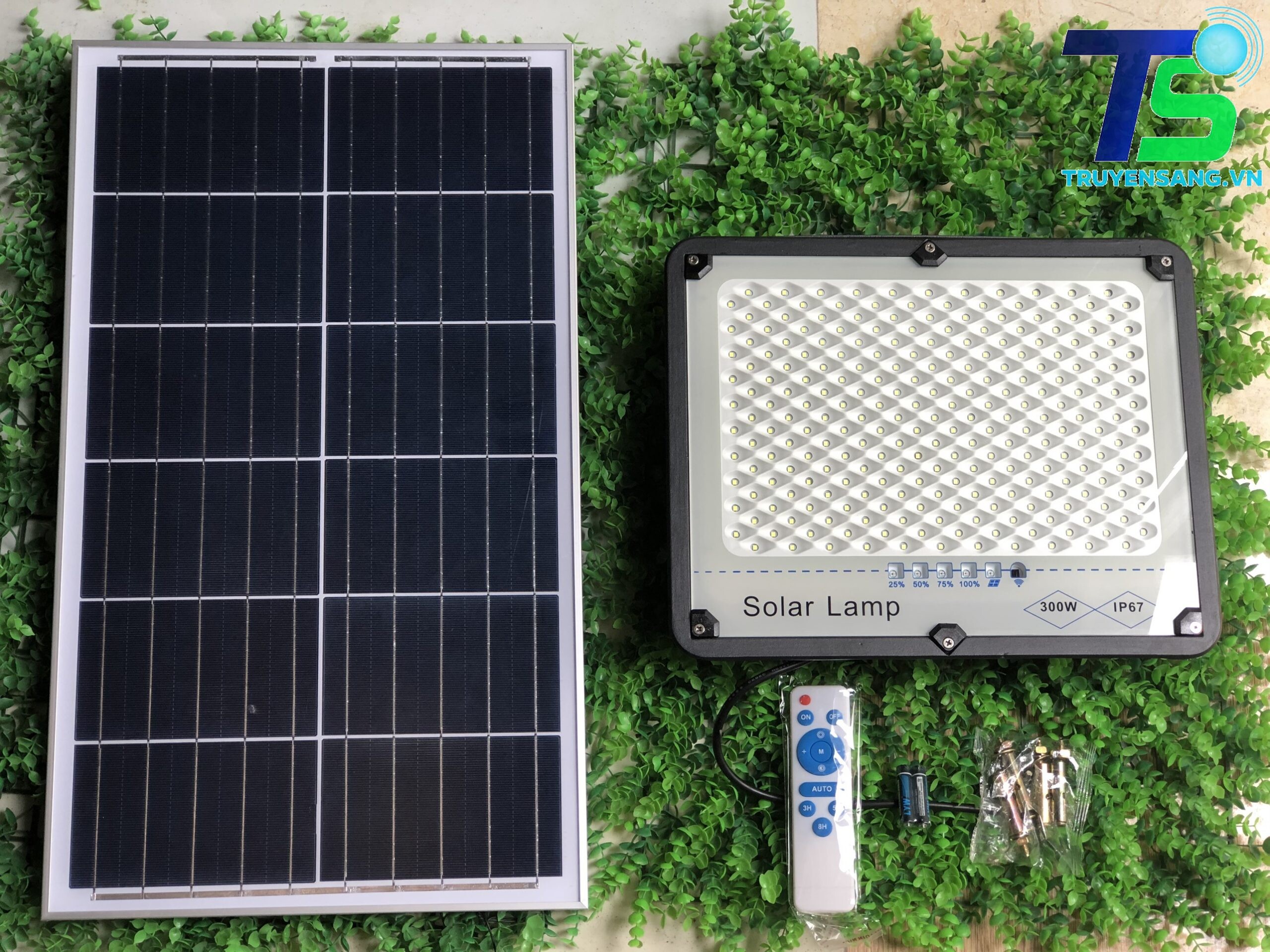 Đèn năng lượng mặt trời Solar Lamp 4 6289e9f7c0469ed48d997a21e7e6235a scaled 1