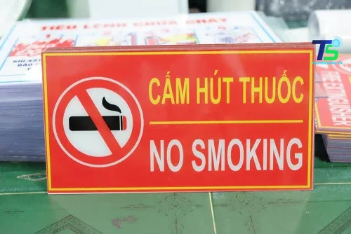 Ảnh minh họa Biển cấm hút thuốc dạng mica