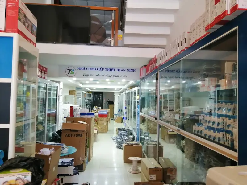 Tìm cửa hàng bán camera gần nhất tại Đà Nẵng: địa chỉ Truyền Sáng 1 Không gian trưng bày camera và thiết bị tại cửa hàng Truyền Sáng Đà Nẵng